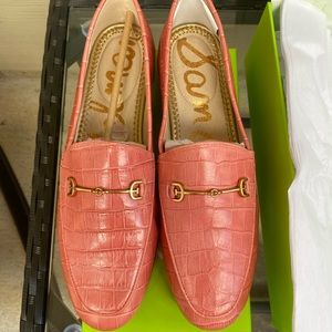 SAM EDELMAN NWT LORAINE BIT LOAFER - CHERRY CROC